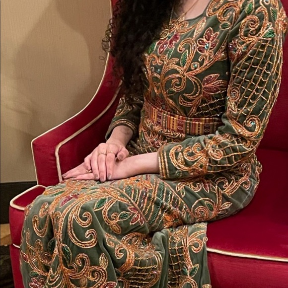 Palestinian tatreez Henna Velvet Dress embroidery w Crystals - Picture 3 of 9